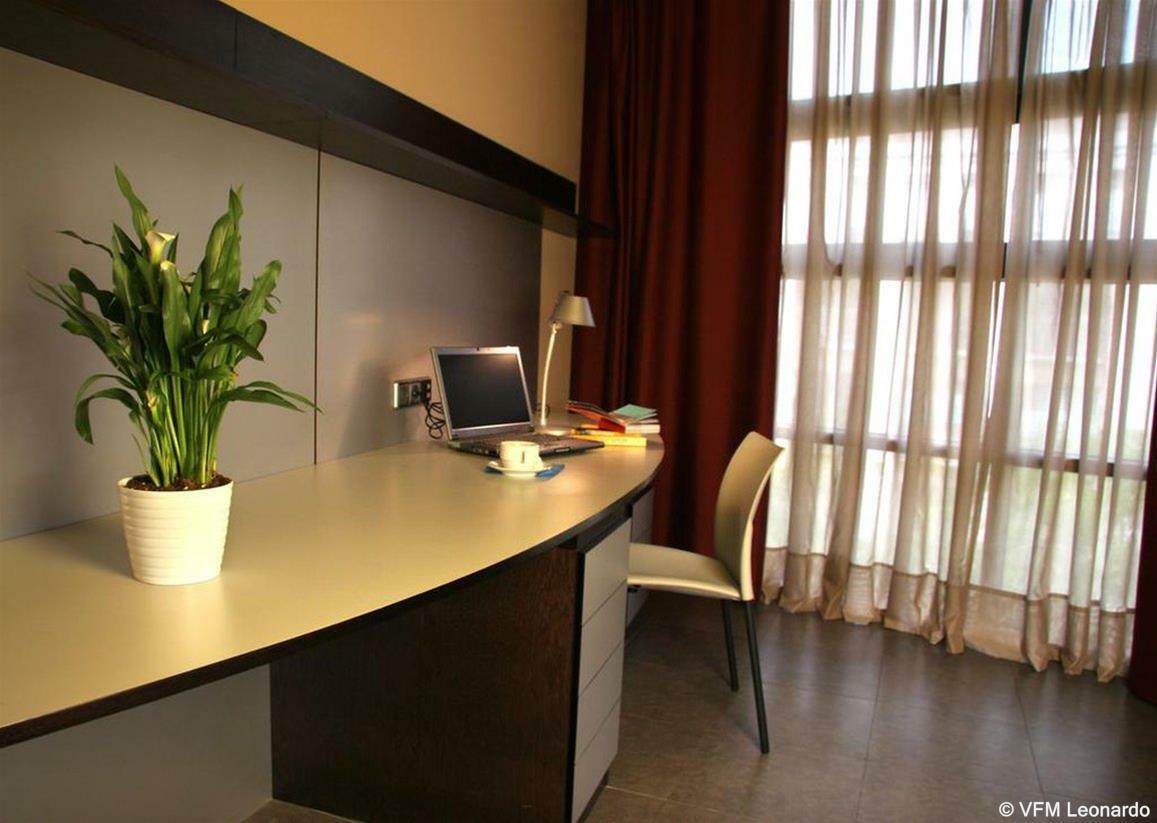 Aparthotel Allada 3* Barcelona Zewnętrze zdjęcie